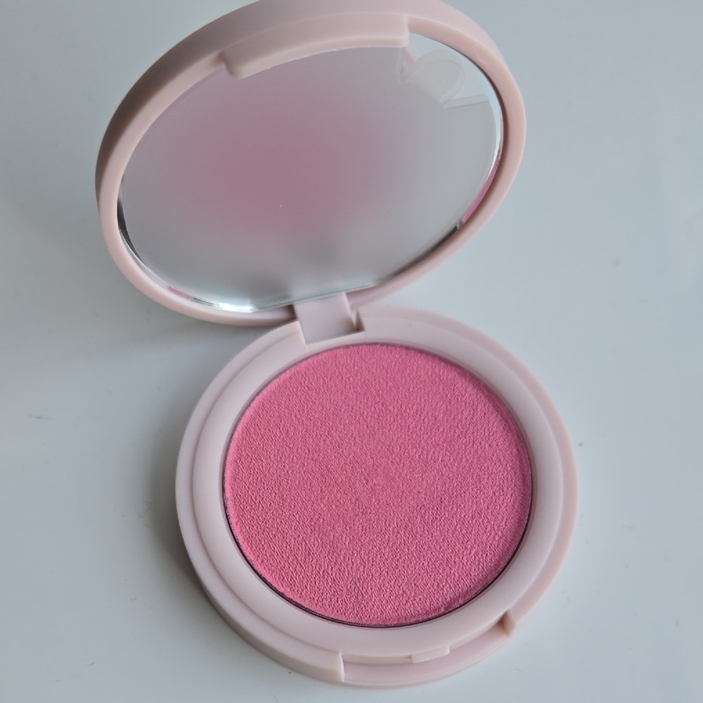 Kylie Cosmetics Pink Please Blush